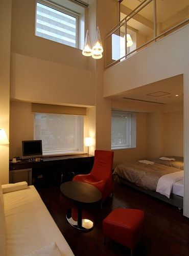 Libraryhotel Higashi-Nibancho Сендай Екстериор снимка
